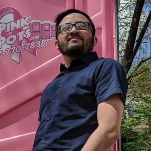 Meet your Posher, Dustin